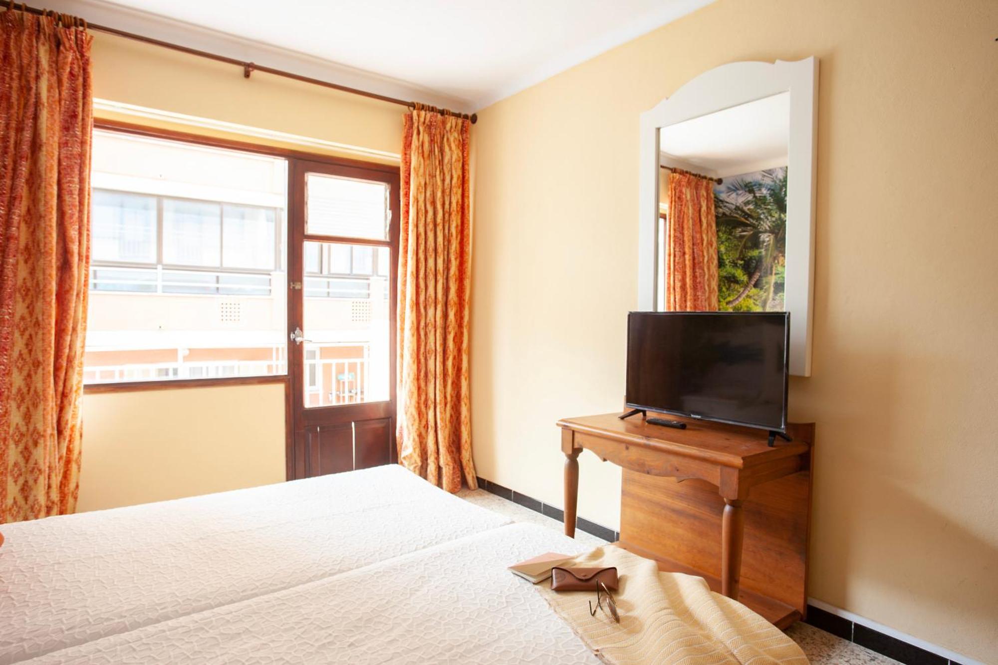Bj Hostal Bona Vista Сильот Экстерьер фото